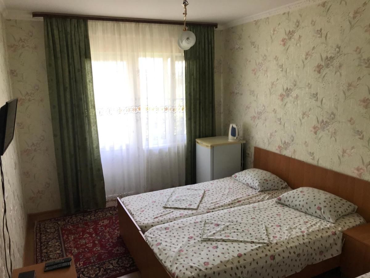 Гостевой дом Guest House on Demerjipa Гагра