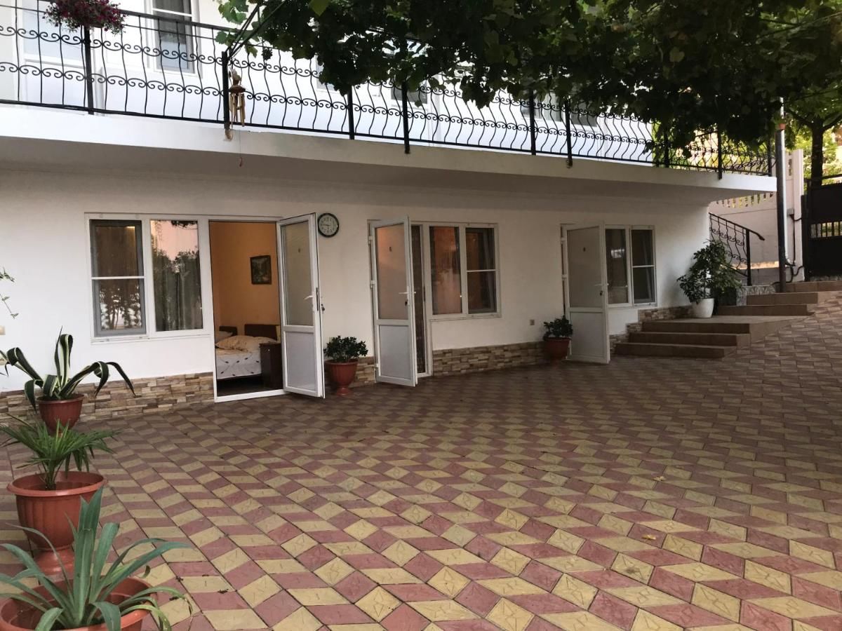 Гостевой дом Guest House on Demerjipa Гагра-28