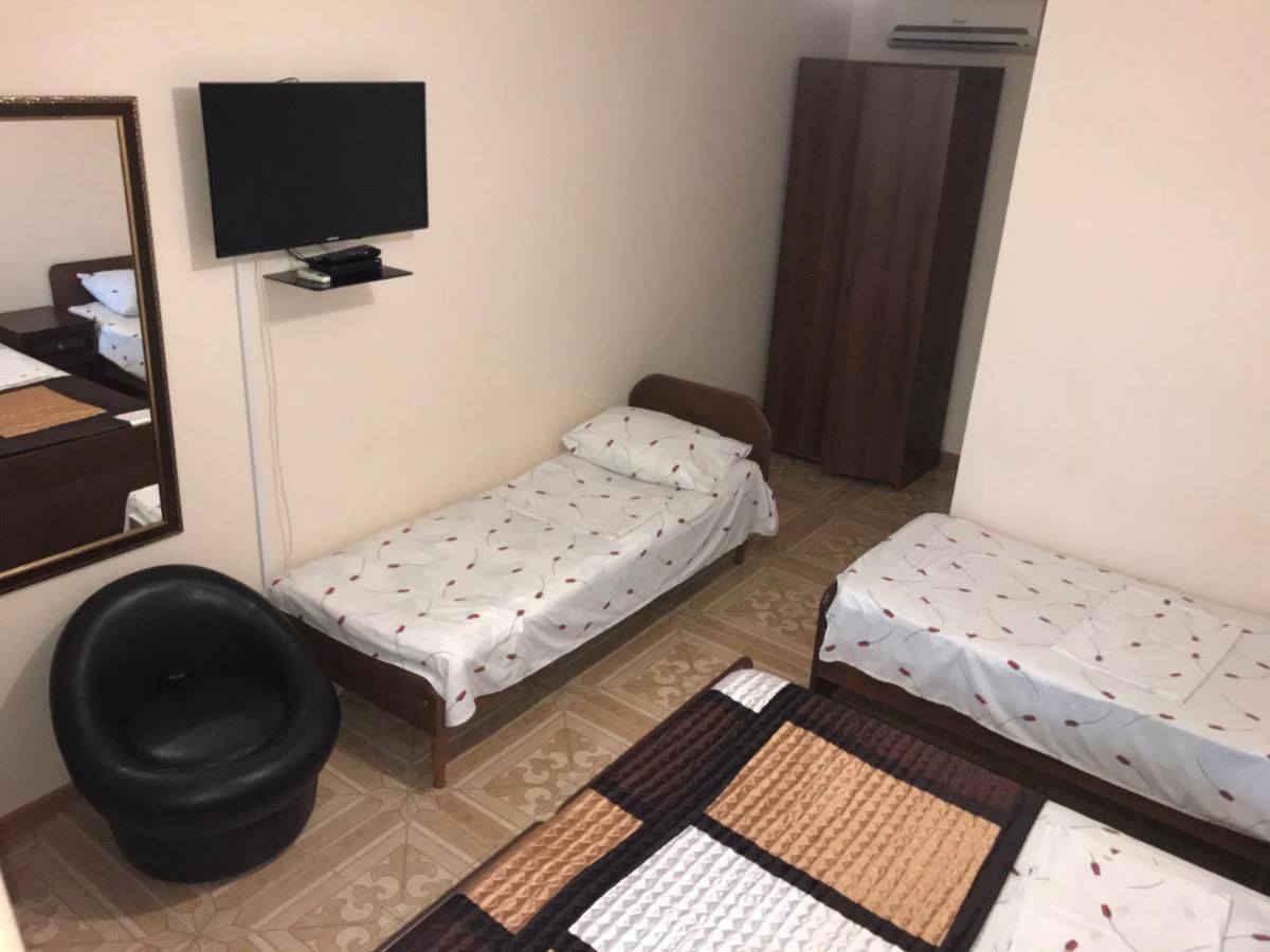 Гостевой дом Guest House on Demerjipa Гагра-33